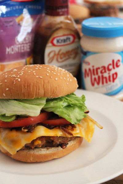 delicious turkey cheeseburger