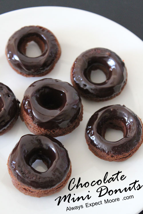 mini chocolate donuts package