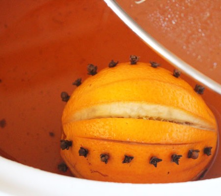 warm spiced cider in the crock pot
